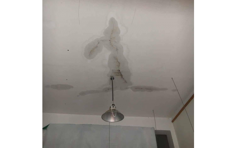 天花板漏水怎么处理？